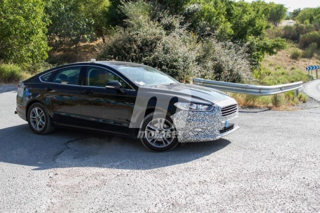 Ford Mondeo 2019 - foto espía Ford Mondeo 2019 - foto espía