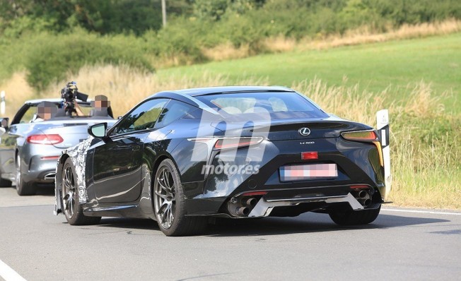 Lexus LC F 2020 - foto espía posterior Lexus LC F 2020 - foto espía posterior