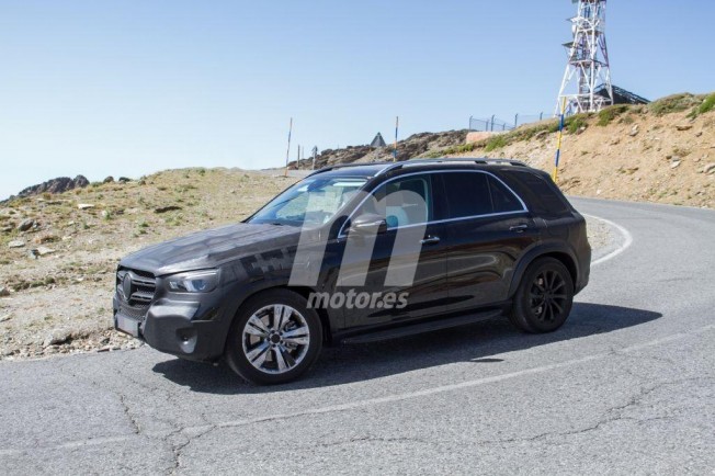 Mercedes Clase GLE híbrido enchufable - foto espía Mercedes Clase GLE híbrido enchufable - foto espía