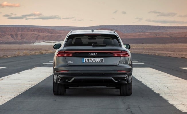 Audi Q8 - posterior Audi Q8 - posterior