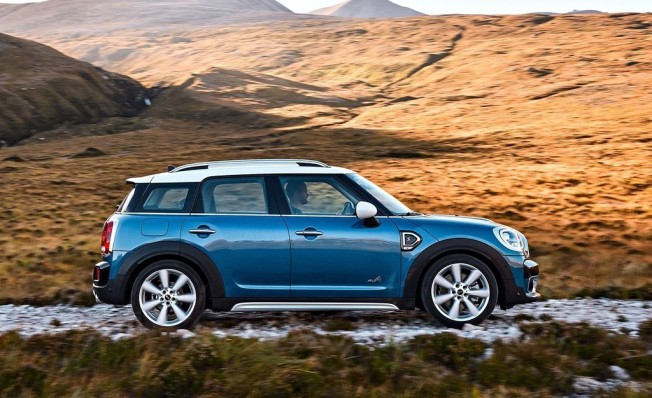 MINI Countryman - lateral MINI Countryman - lateral