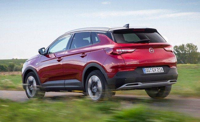 Opel Grandland X - posterior Opel Grandland X - posterior