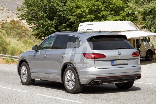 Volkswagen Touareg GTE 2019 - foto espía posterior Volkswagen Touareg GTE 2019 - foto espía posterior