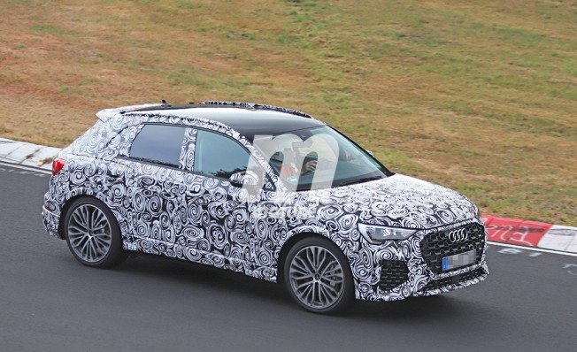Audi RS Q3 2019 - foto espía Audi RS Q3 2019 - foto espía