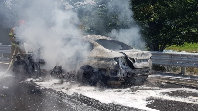 bmw-llamada-a-revision-riesgo-de-incendio-201849058_1.jpg