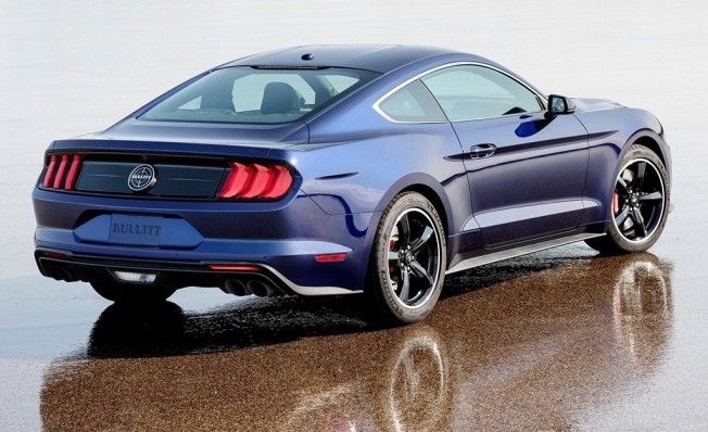 Ford Mustang Bullit Kona Blue - posterior Ford Mustang Bullit Kona Blue - posterior
