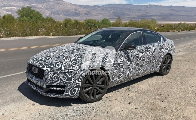 Jaguar XE 2019 - foto espía Jaguar XE 2019 - foto espía
