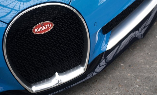 Bugatti Chiron - frontal Bugatti Chiron - frontal