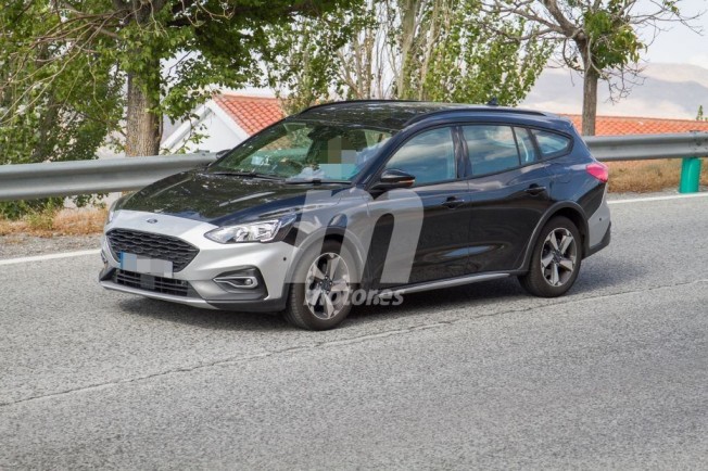 Ford Focus SportBreak Active - foto espía Ford Focus SportBreak Active - foto espía