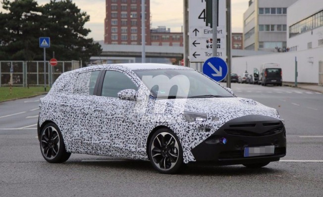 Opel Corsa 2020 - foto espía Opel Corsa 2020 - foto espía