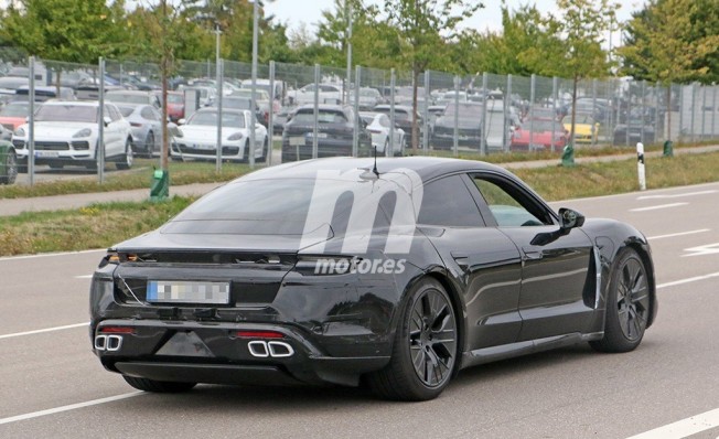 Porsche Taycan 2020 - foto espía posterior Porsche Taycan 2020 - foto espía posterior
