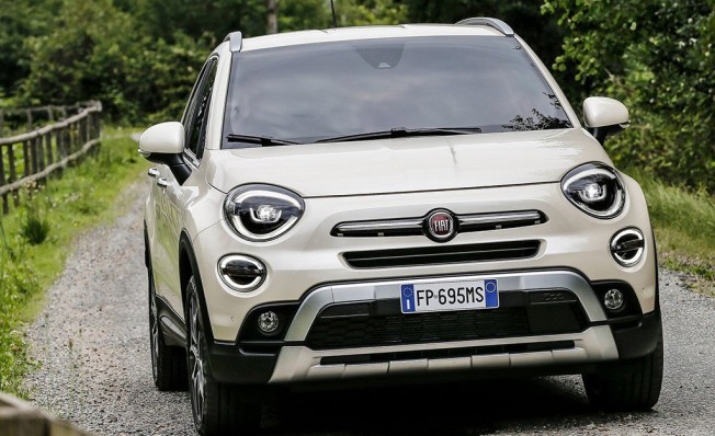 Fiat 500X 2019 - frontal Fiat 500X 2019 - frontal