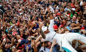 Hamilton: "Aún siento la fiereza con la que pilotaba a los ocho años"