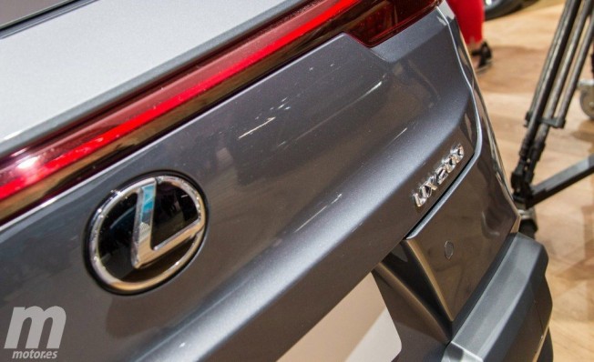 Lexus UX 250h Lexus UX 250h