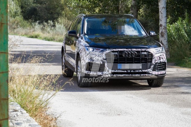 Audi Q7 2019 - foto espía frontal Audi Q7 2019 - foto espía frontal