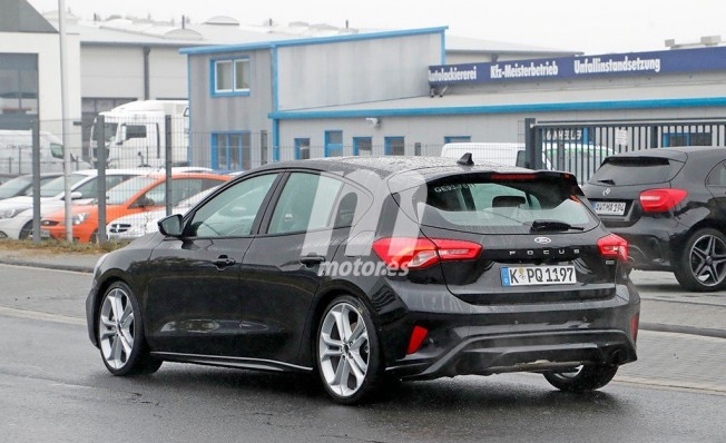 Ford Focus ST 2019 - foto espía posterior Ford Focus ST 2019 - foto espía posterior