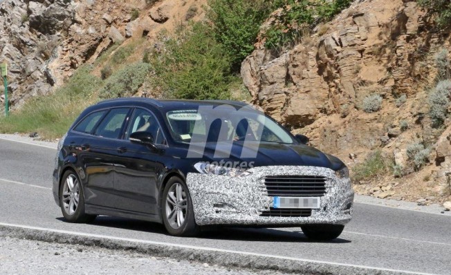 Ford Mondeo SportBreak 2019 - foto espía Ford Mondeo SportBreak 2019 - foto espía