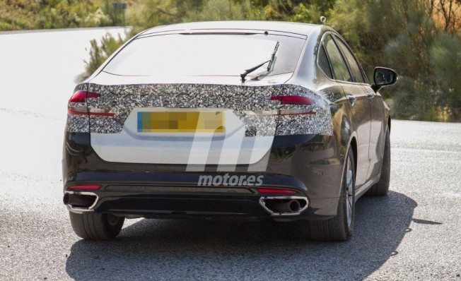 Ford Mondeo 2019 - foto espía posterior Ford Mondeo 2019 - foto espía posterior