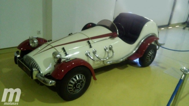 Coches clásicos de la Sala Histórica de la Guardia Real Coches clásicos de la Sala Histórica de la Guardia Real