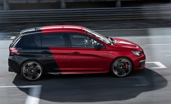 Peugeot 308 GTi - lateral Peugeot 308 GTi - lateral