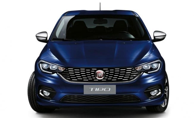 Fiat Tipo Mirror - frontal Fiat Tipo Mirror - frontal