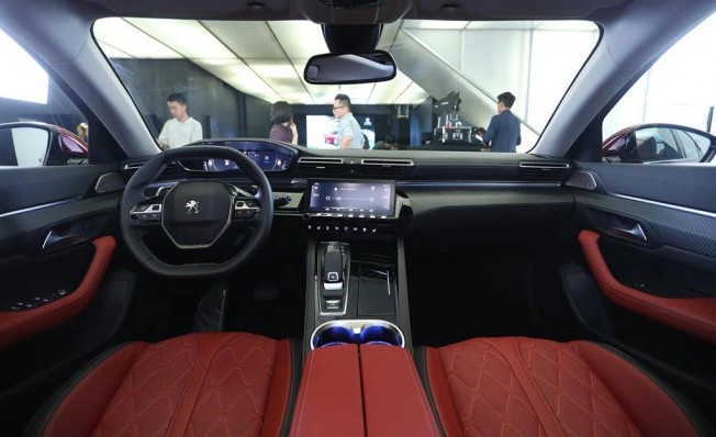 Peugeot 508 L - interior Peugeot 508 L - interior
