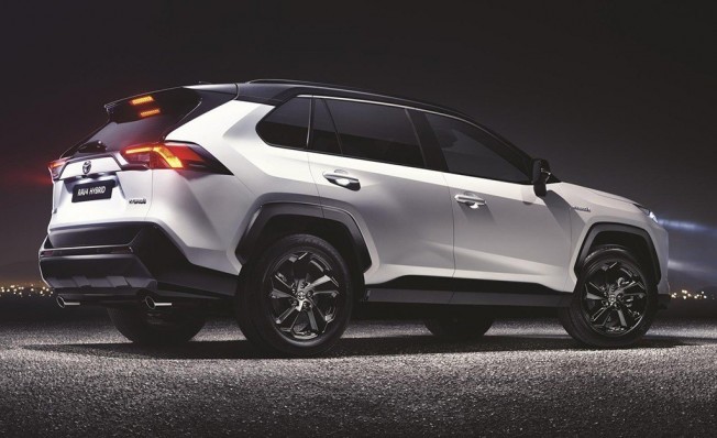 Toyota RAV4 2019 - posterior Toyota RAV4 2019 - posterior