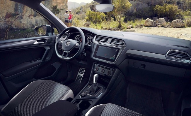 Volkswagen Tiguan Offroad - interior Volkswagen Tiguan Offroad - interior