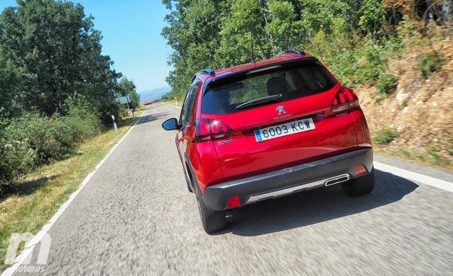 Peugeot 2008 GT Line 1.2 PureTech S&S 110 5v Peugeot 2008 GT Line 1.2 PureTech S&S 110 5v