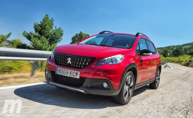 Peugeot 2008 GT Line 1.2 PureTech S&S 110 5v Peugeot 2008 GT Line 1.2 PureTech S&S 110 5v
