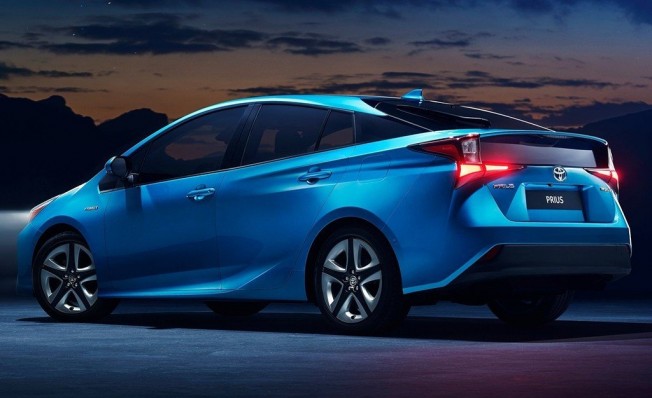 Toyota Prius 2019 - posterior Toyota Prius 2019 - posterior