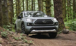 El primer SUV híbrido de Toyota que llegará a Australia será el nuevo RAV4