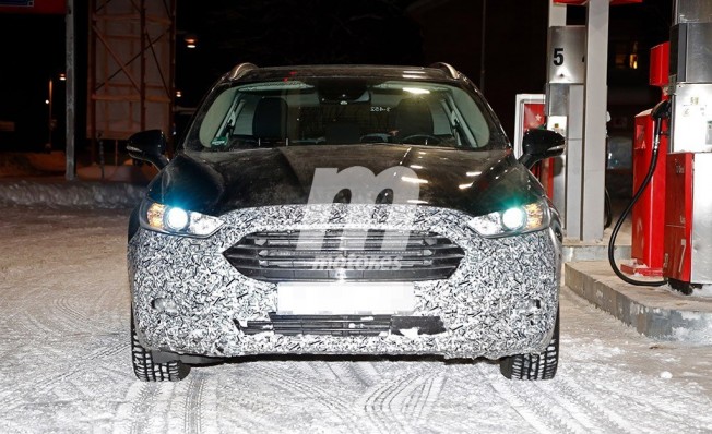 Ford Mondeo 2019 - foto espía frontal Ford Mondeo 2019 - foto espía frontal