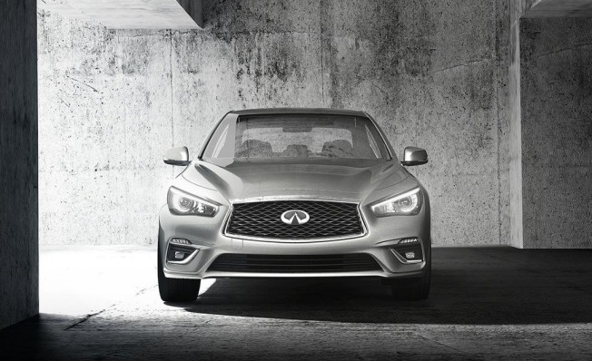 Infiniti Q50 Hybrid - frontal Infiniti Q50 Hybrid - frontal