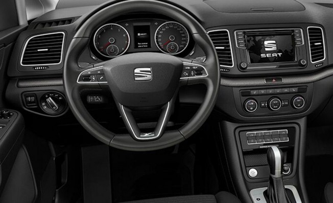 SEAT Alhambra Xcellence - interior SEAT Alhambra Xcellence - interior