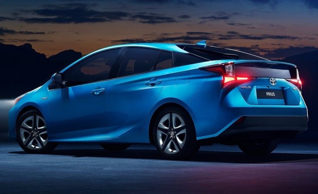 Toyota Prius 2019 - posterior Toyota Prius 2019 - posterior