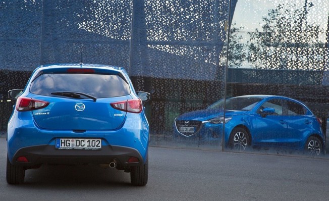 Mazda2 - posterior Mazda2 - posterior