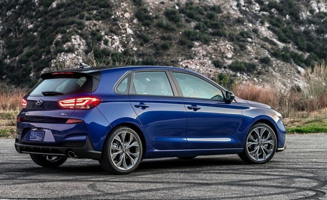 Hyundai Elantra GT N Line - posterior Hyundai Elantra GT N Line - posterior