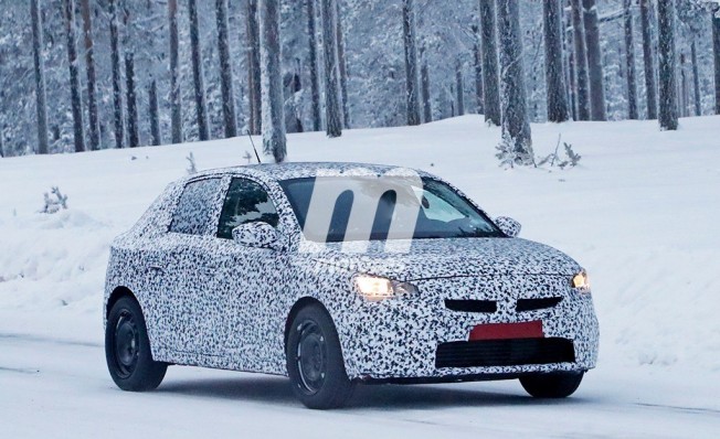 Opel Corsa 2020 - foto espía Opel Corsa 2020 - foto espía