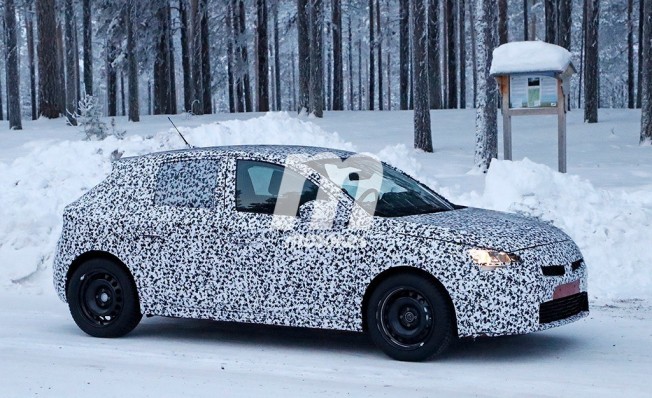 Opel Corsa 2020 - foto espía Opel Corsa 2020 - foto espía