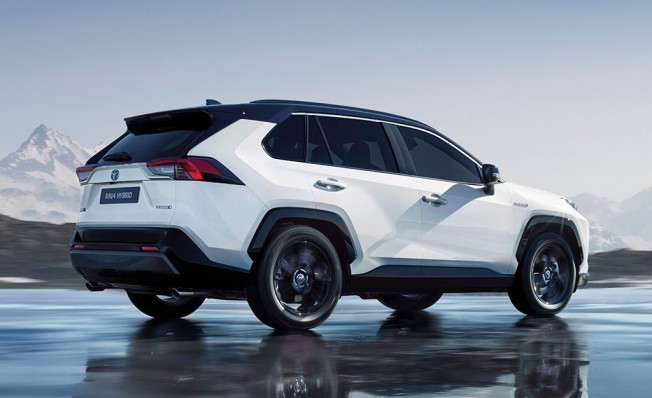 Toyota RAV4 Hybrid 2019 - posterior Toyota RAV4 Hybrid 2019 - posterior