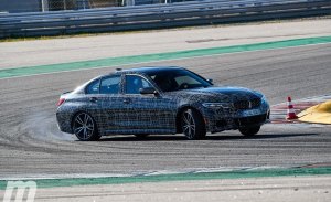 Probamos el BMW Serie 3 M340i xDrive camuflado en el Circuito de Portimao (con vídeo)