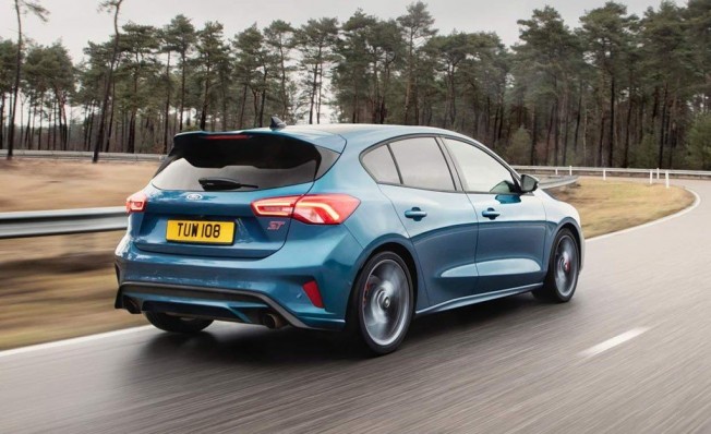 Ford Focus ST 2019 - posterior Ford Focus ST 2019 - posterior