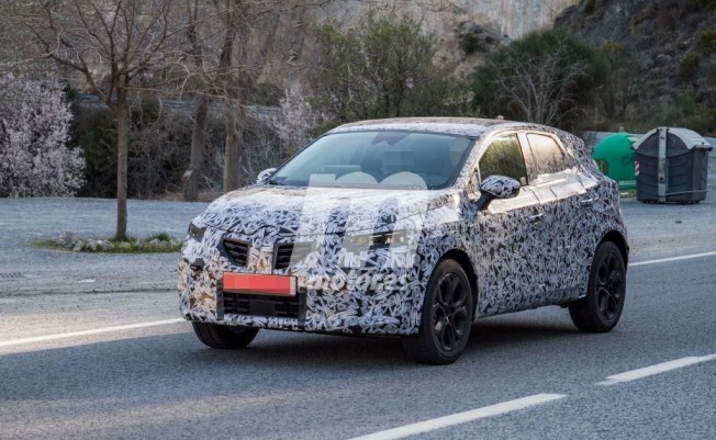 Renault Captur 2020 - foto espía Renault Captur 2020 - foto espía