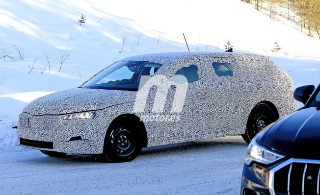 Skoda Octavia Combi 2020 - foto espía lateral Skoda Octavia Combi 2020 - foto espía lateral