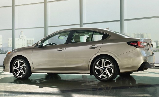 Subaru Legacy 2019 - posterior Subaru Legacy 2019 - posterior