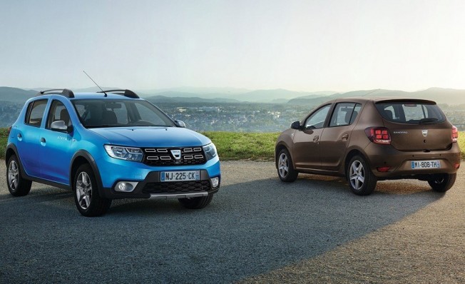 Dacia Sandero y Dacia Sandero Stepway Dacia Sandero y Dacia Sandero Stepway