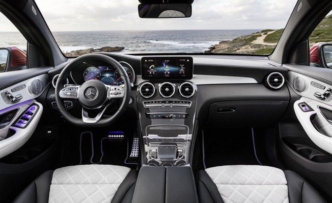 Mercedes GLC Coupé 2019 - interior Mercedes GLC Coupé 2019 - interior