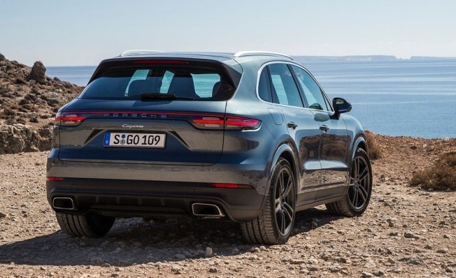 Porsche Cayenne - posterior Porsche Cayenne - posterior