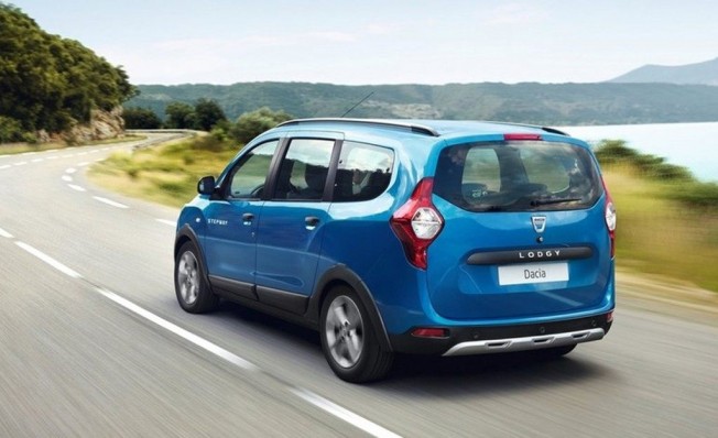 Dacia Lodgy - posterior Dacia Lodgy - posterior